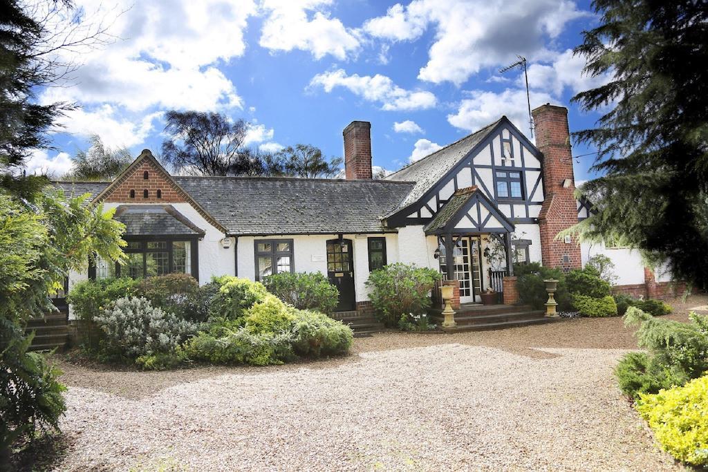 The Stanwick Hotel ภายนอก รูปภาพ